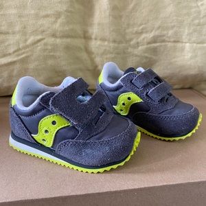 Saucony baby jazz low pros